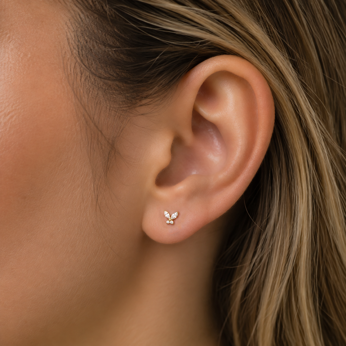 18Kt Gold PVD Titanium Threadless Butterfly Gem Top