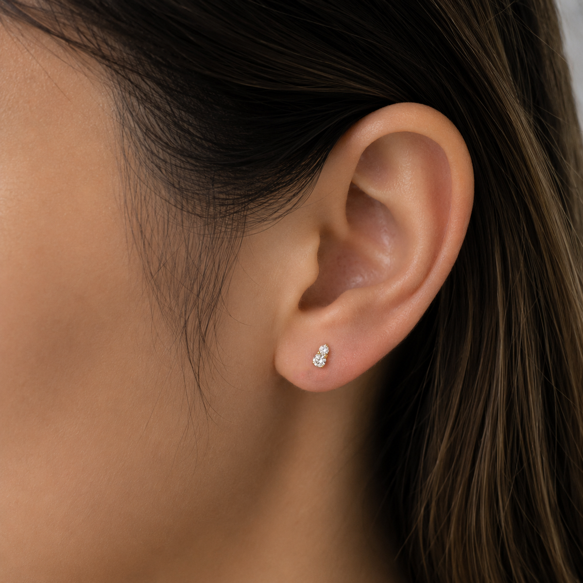 18Kt Gold PVD Titanium Threadless Double Round Gem Top.