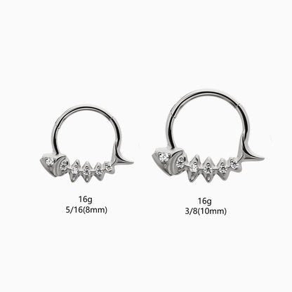 Titanium Fishbone Round Gem Front Facing Hinged Segment Clicker