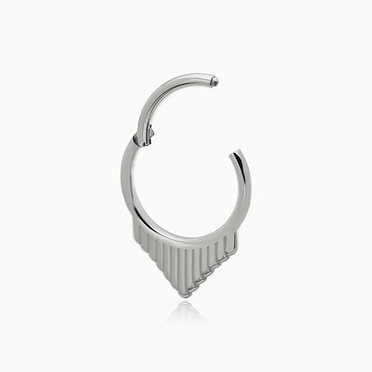Titanium Ribbed V Shape Front Facing Hinged Segment Clicker