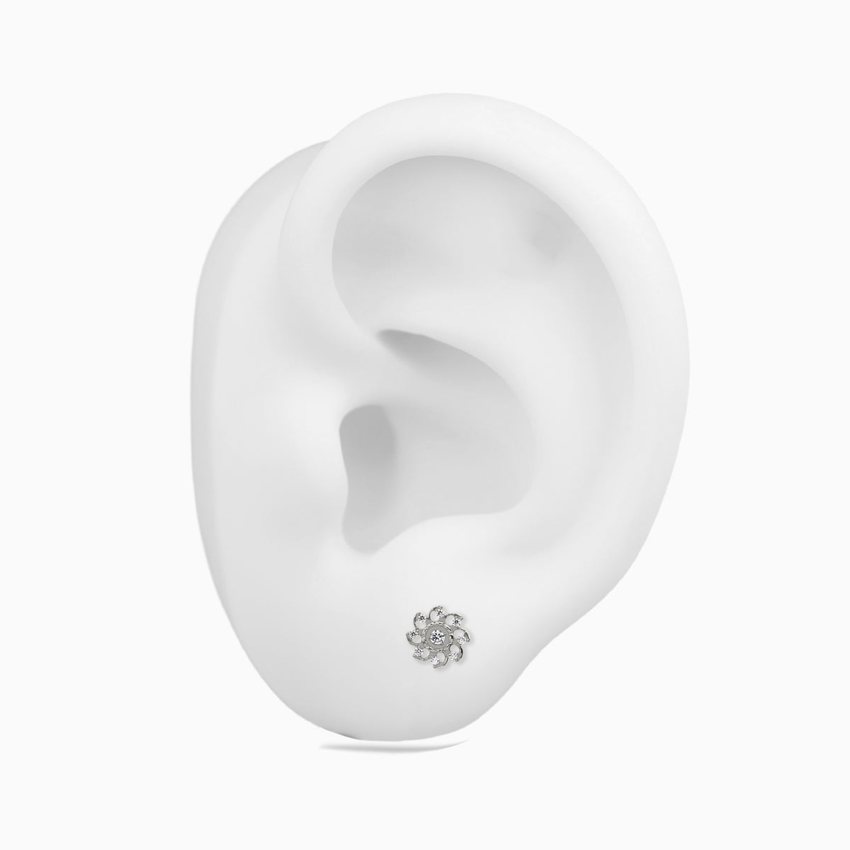 Titanium Threadless Swirl Cluster Top