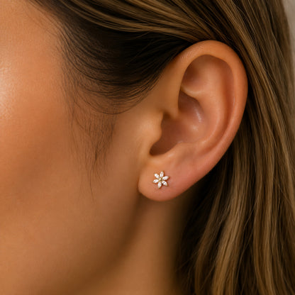 18Kt Gold PVD Titanium Threadless Six-Petal Flower Gem Top.